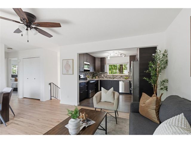804 S Queen Way, Lakewood, CO 80226