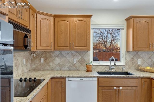 124 E Circle Drive, Canon City, CO 81212