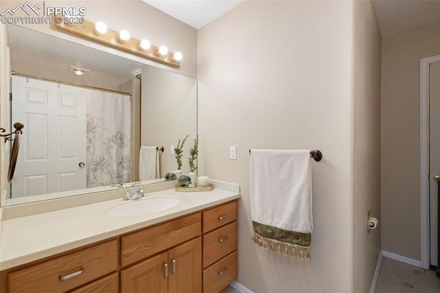 124 E Circle Drive, Canon City, CO 81212