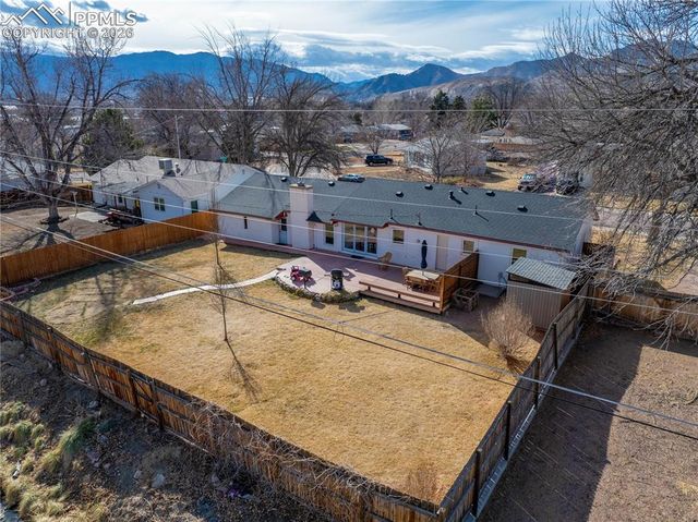 124 E Circle Drive, Canon City, CO 81212