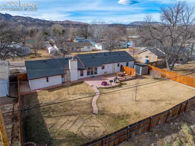 124 E Circle Drive, Canon City, CO 81212