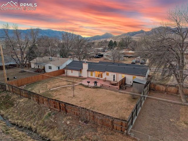 124 E Circle Drive, Canon City, CO 81212