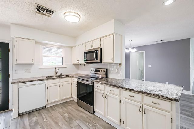 719 Rolling Mill Drive, Sugar Land, TX 77498