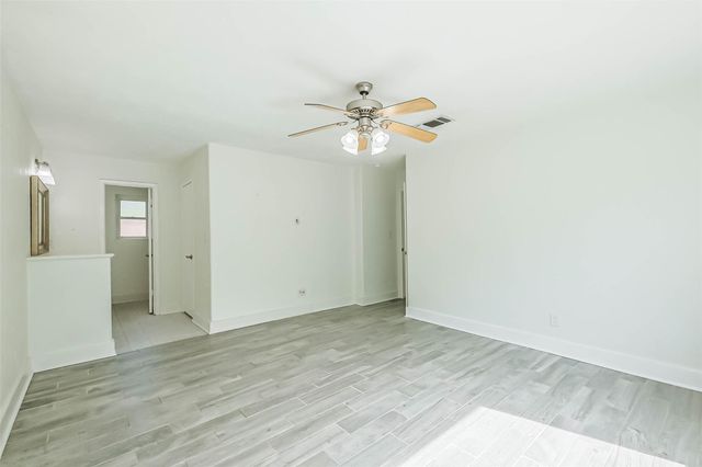 719 Rolling Mill Drive, Sugar Land, TX 77498