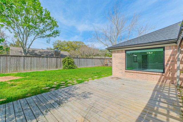 719 Rolling Mill Drive, Sugar Land, TX 77498