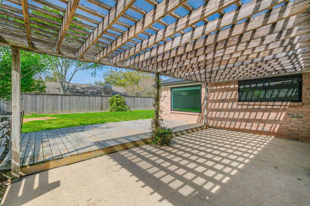 719 Rolling Mill Drive, Sugar Land, TX 77498