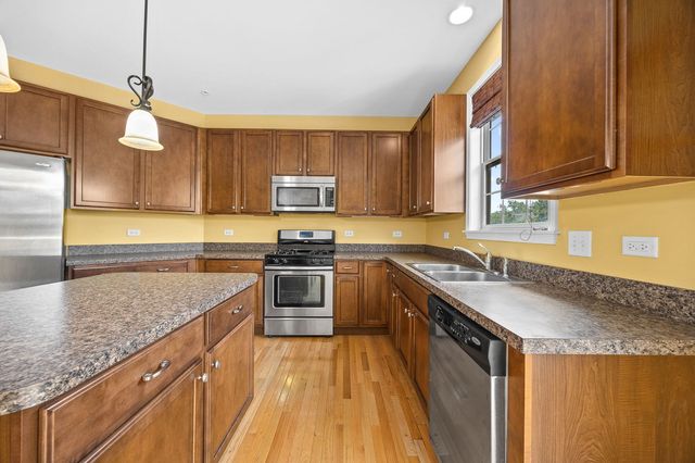 0N080 Vermont Court, Winfield, IL 60190