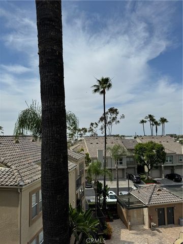 3440 Hathaway Avenue 323, Long Beach, CA 90815