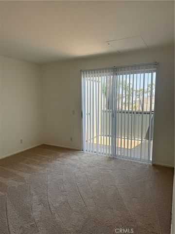 3440 Hathaway Avenue 323, Long Beach, CA 90815