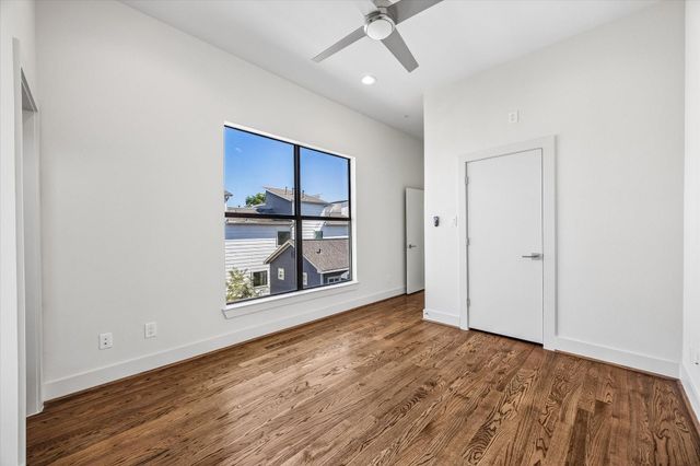 1215 Summer Street A, Houston, TX 77007