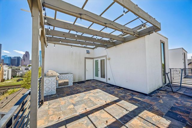 1215 Summer Street A, Houston, TX 77007
