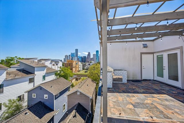 1215 Summer Street A, Houston, TX 77007