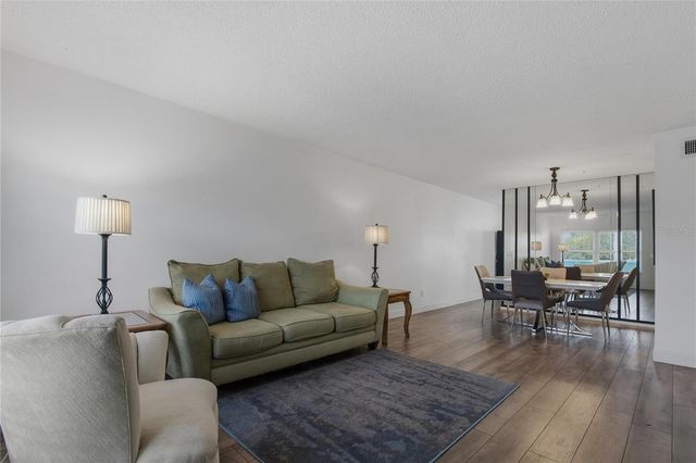 2257 WORLD PARKWAY BOULEVARD W 61, Clearwater, FL 33763