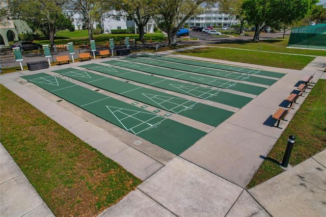 2257 WORLD PARKWAY BOULEVARD W 61, Clearwater, FL 33763