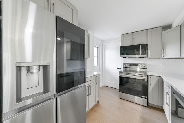 5301 NW 2nd Avenue, Boca Raton, FL 33487