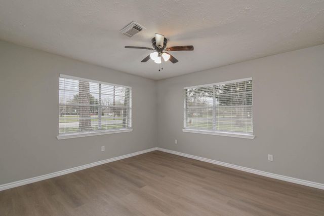 2834 Pansy Street, Pasadena, TX 77503