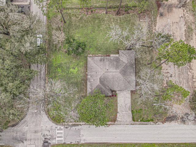 2834 Pansy Street, Pasadena, TX 77503