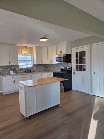 2834 Pansy Street, Pasadena, TX 77503