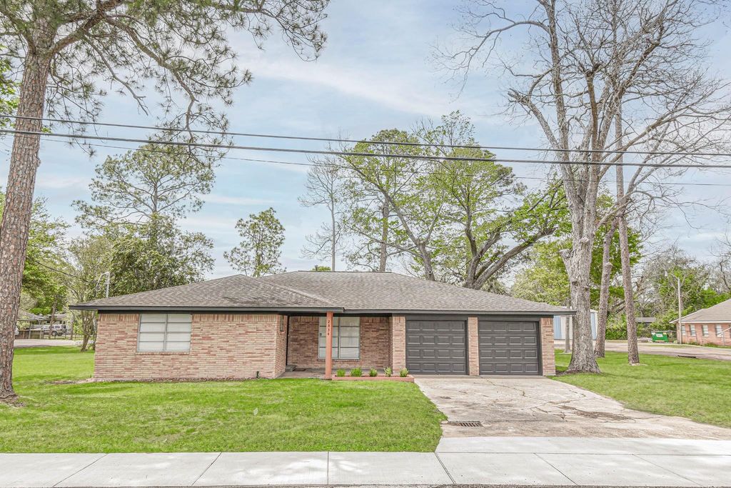 2834 Pansy Street, Pasadena, TX 77503
