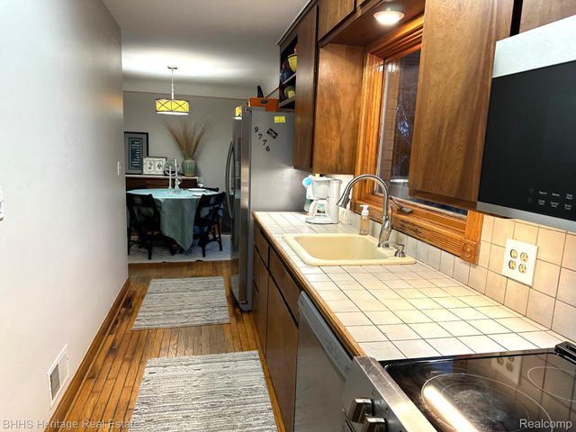 9776 Marsh Road, Conway Township, MI 48836