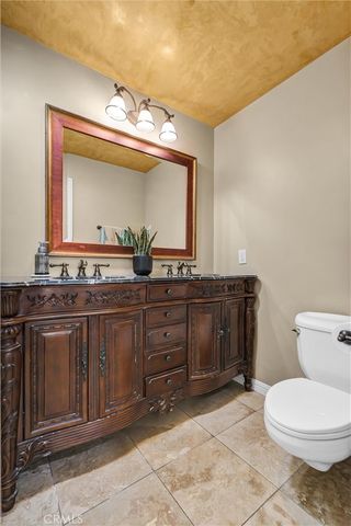 31311 Emperor, Canyon Lake, CA 92587