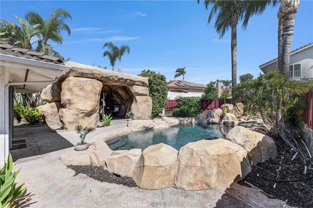 31311 Emperor, Canyon Lake, CA 92587