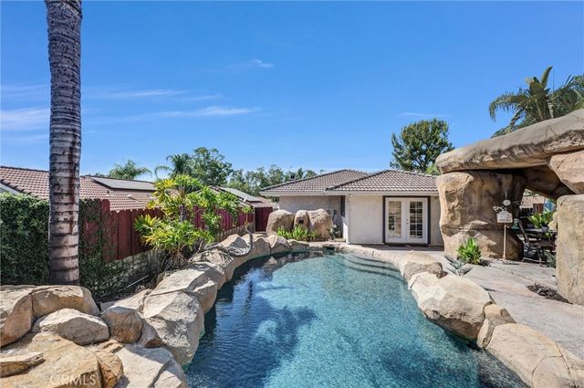 31311 Emperor, Canyon Lake, CA 92587