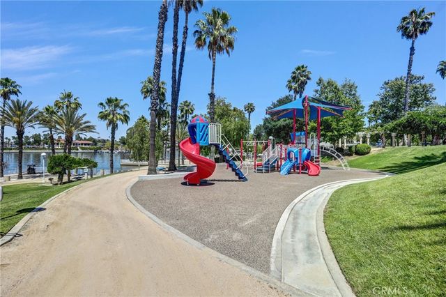 31311 Emperor, Canyon Lake, CA 92587
