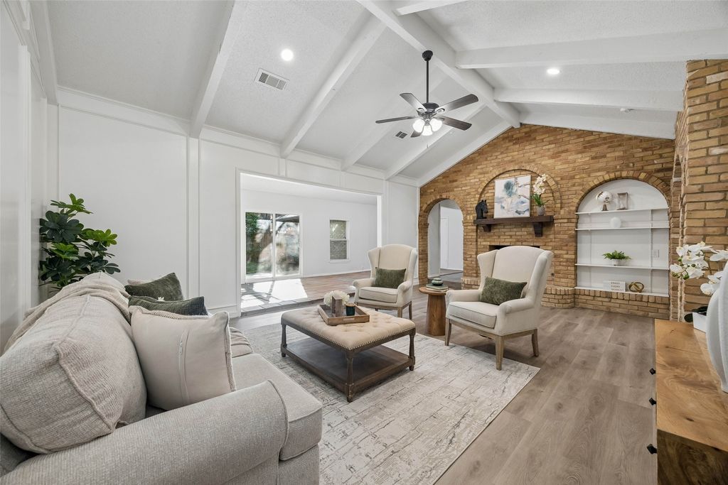 1710 Green Oaks Drive, Irving, TX 75061 — photo 3