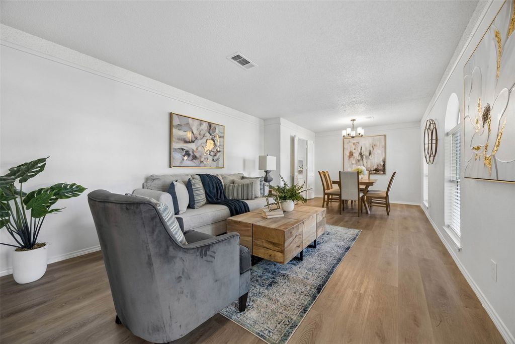 1710 Green Oaks Drive, Irving, TX 75061 — photo 4