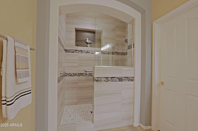 16041 W WINDSOR Avenue, Goodyear, AZ 85395