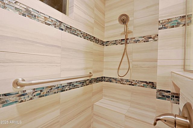 16041 W WINDSOR Avenue, Goodyear, AZ 85395