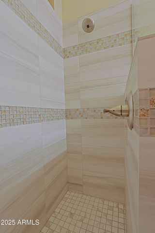 16041 W WINDSOR Avenue, Goodyear, AZ 85395