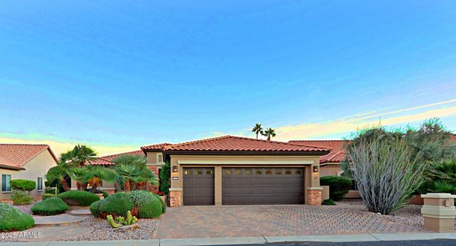 16041 W WINDSOR Avenue, Goodyear, AZ 85395