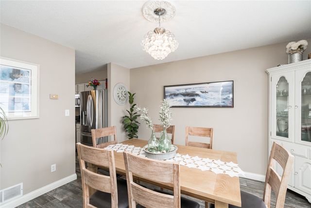 402 NW Winterberry Street, Ankeny, IA 50023