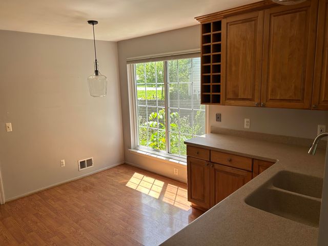 211 Whitney Drive, Rochester Hills, MI 48307