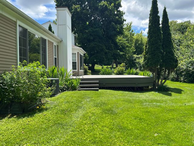 211 Whitney Drive, Rochester Hills, MI 48307