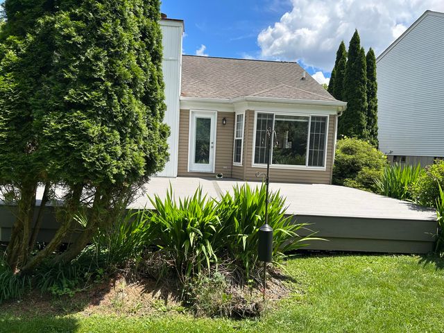 211 Whitney Drive, Rochester Hills, MI 48307