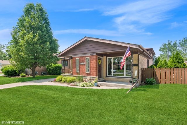 10824 Lavergne Avenue, Oak Lawn, IL 60453