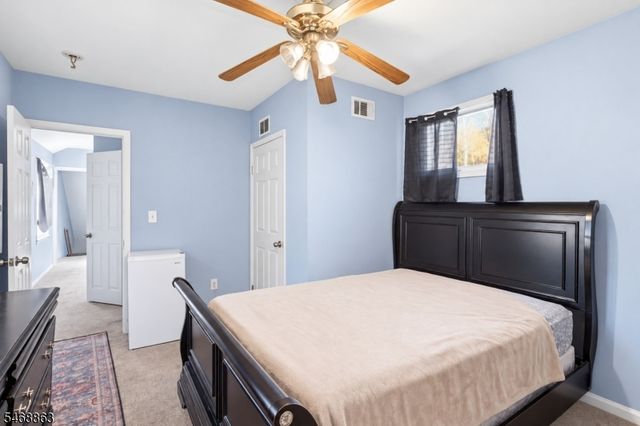 38 Highland Lakes Rd, Vernon Twp., NJ 07462