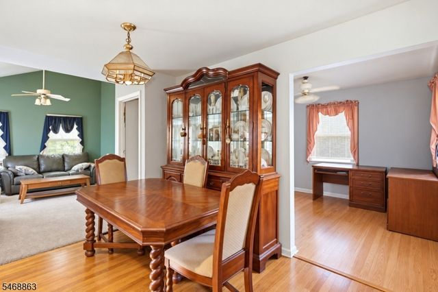 38 Highland Lakes Rd, Vernon Twp., NJ 07462