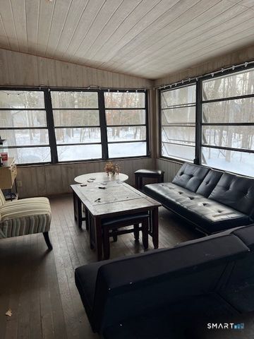 149 Hillyndale Road, Mansfield, CT 06268