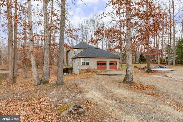 7905 E ROBERT E LEE CT, Spotsylvania, VA 22551