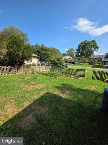 19001 BLOOMFIELD RD, Olney, MD 20832