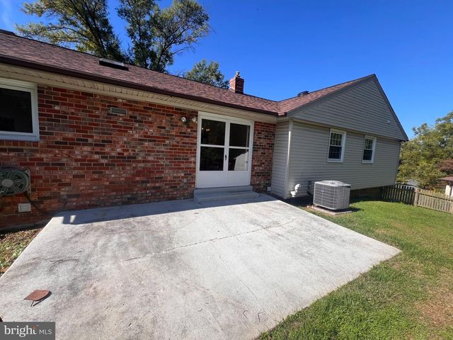 19001 BLOOMFIELD RD, Olney, MD 20832