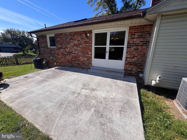 19001 BLOOMFIELD RD, Olney, MD 20832