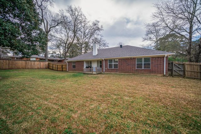 1205 Nancy Circle, Longview, TX 75601