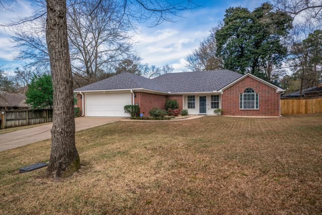 1205 Nancy Circle, Longview, TX 75601