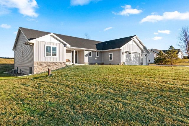 848 WILDROSE LANE, Sobieski, WI 54171