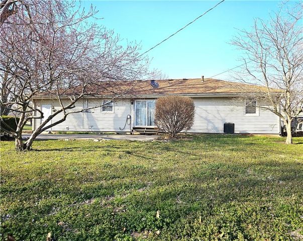 505 Morningside Drive, Garden City, MO 64747